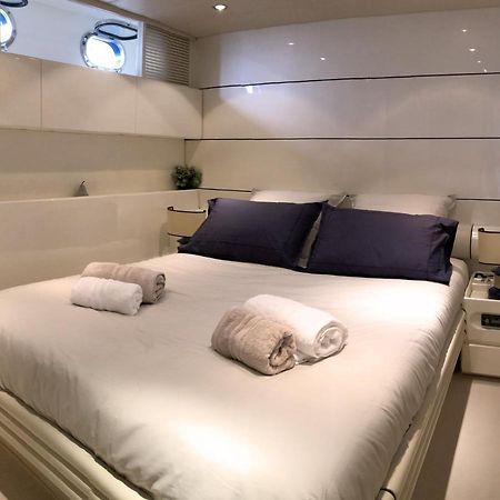 Home Sweet Boat - Chambres D'Hotes Эмпуриабрава Экстерьер фото